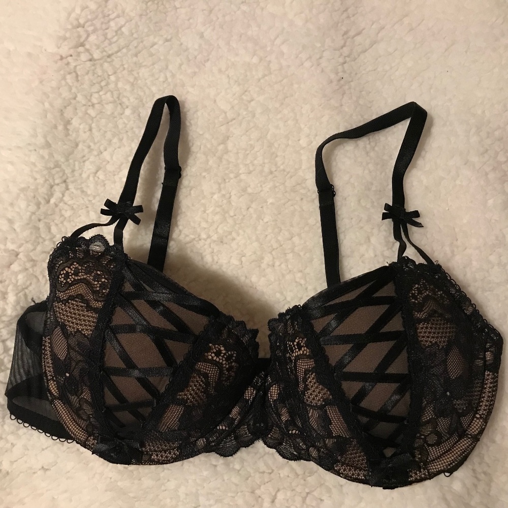 Adore Me Enny Contour Lace Up Bra in Black